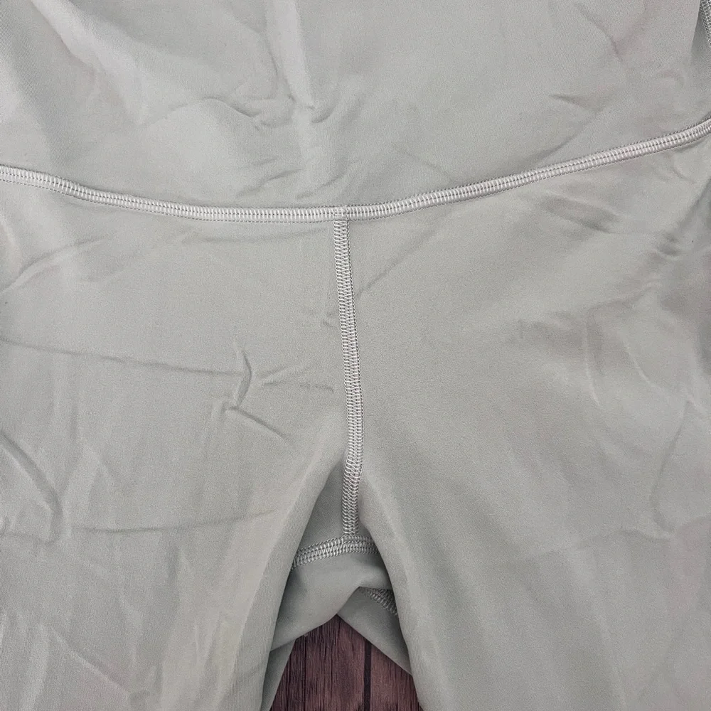 Wunder Train High-Rise Tight with Pockets 25" - Picture 4 of 5